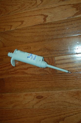 Eppendorf research pipette pipet variable volume 1 10 ul ejector  pipetman