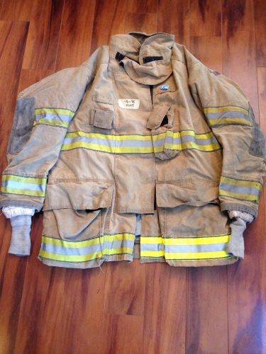 Firefighter Turnout / Bunker Gear Coat Globe G-Extreme Size 48-C x 35-L 2005 &#039;
