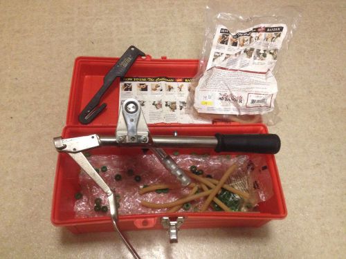 The Callicrate Smart Bander Kit No Bull Castrate &amp; Dehorn Cattle Sheep Goats