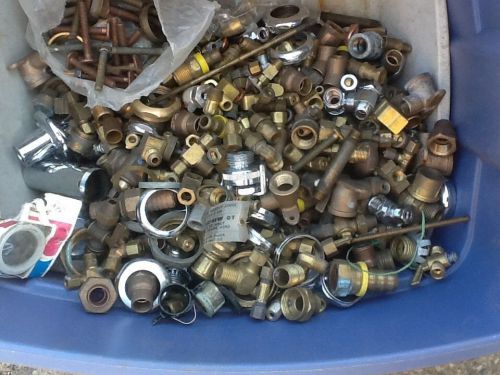 LOCAL PICKUP ASSORTED LOT OF BRASS PLUMBING PARTS AND FITTINGS MOSTLY NEW