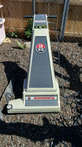 Advance carpetriever 22 in good working condition