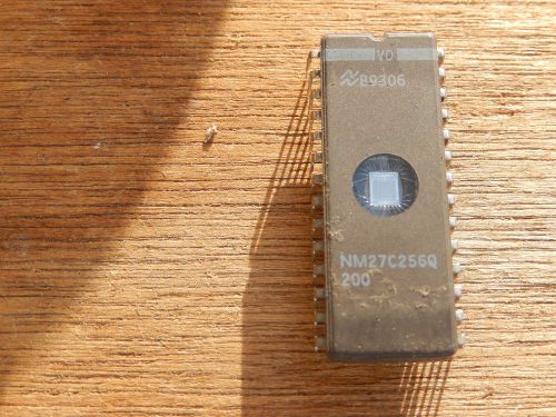 1 psc NMC27C256Q-200  Vintage EPROM IC CHIP  Cf3-12