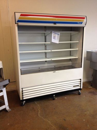True tac-72 6 foot self contained air curtain reach in merchandiser for sale