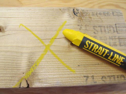 STRIGHT LINE LUMBER CRAYONS YELLOW LOOSE OUT OF BOX LOT OF 19