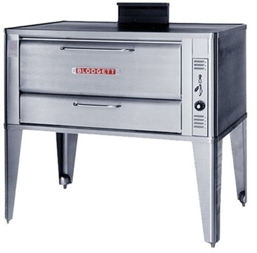 Blodgett 901 BASE Oven deck-type Gas 33&#034;W x 22&#034;D deck interior (1) 12&#034;H...