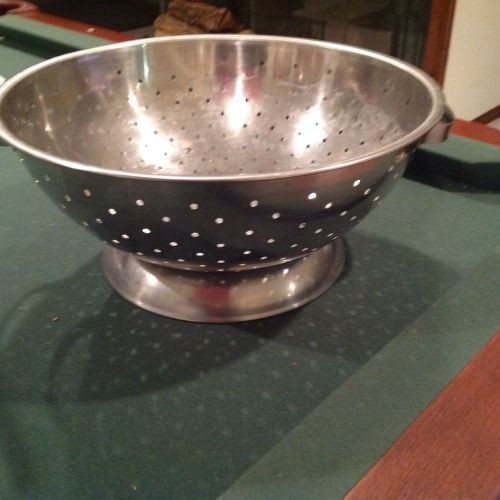 Heavy-duty, 15 inch Commercial Colander - Stainless Steel