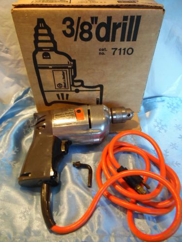 Black &amp; Decker Standard 3/8&#034; Drill Electric Drill with Key and Box
