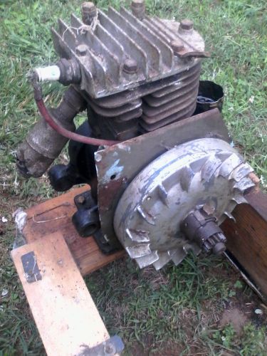 Briggs and stratton model y antique stationary engine