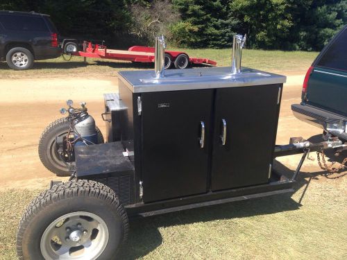 Perlick Mobile Keg Cooler And Ice Chest