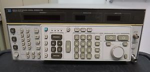 HP/AGILENT 8662A SYNTHESIZED SIGNAL GENERATOR Opt 007