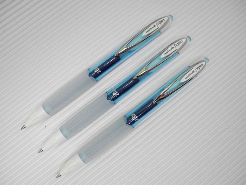 (3 Pens) Uni-Ball Signo  UMN-207F  0.7mm Fine gel roller ball pen Light Blue ink