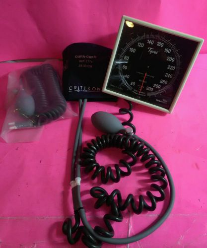 Welch Allyn TYCOS Wall Aneroid Gauge Blood Pressure &amp; Extra Cord