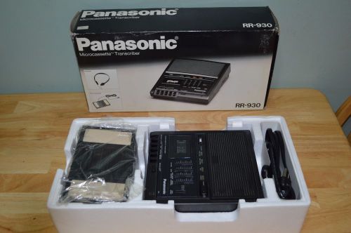 PANASONIC RR-930 MICROCASSETTE TRANSCRIBER WITH  FOOT PEDAL AND ORIGINAL BOX!!!
