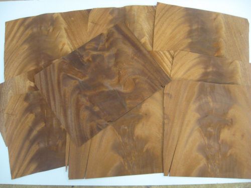 1 LOT OF 30PCS MISCELLANEOUS CROTCH and SWIRL MAHOGANY VENEER, APPROX 9&#034; x 14&#034;