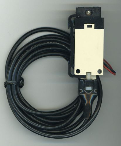 Aromat MQ-FAR-DC12-24V Photoelectric Amplifier AN5302008 FREE shipping