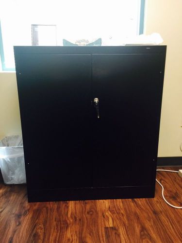 Tennsco Locking Metal Storage Cabinet