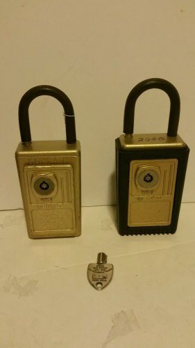 LOT OF 2 SUPRA-C SERIES 3 REALTOR SECURITY DOOR LOCK BOXES WITH 1 KEY