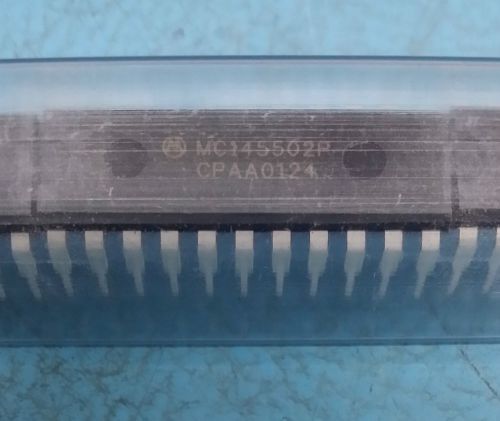 840 x IC FREESCALE SEMICONDUCTOR MC145502P PCM Codec-Filter Mono-Circuit , 22DIP