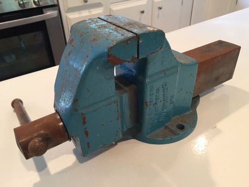 VINTAGE COLUMBIAN 504 MACHINIST VISE  Made in USA Very Good condition