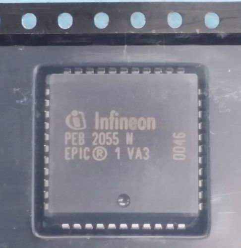 498 x Infineon PEB2055N VA3 Extended PCM Interface Controller IC EPIC-1 PLCC-44