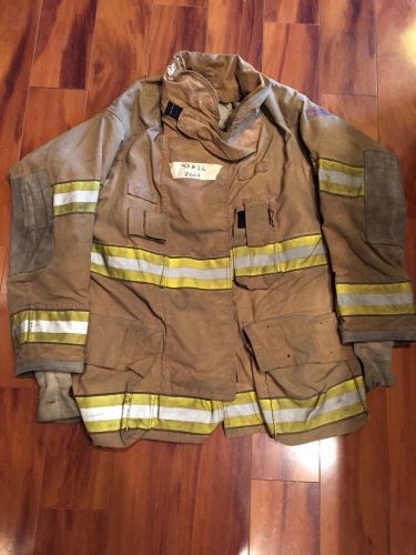 Firefighter Turnout / BunkerCoat Globe G-Extreme Size 40Cx32L Halloween Costume