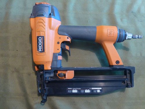 Ridgid R250SFA Straight Finish Nailer Shoots 3/4&#034; thru 2-1/2&#034; Nails Exc. Cond.