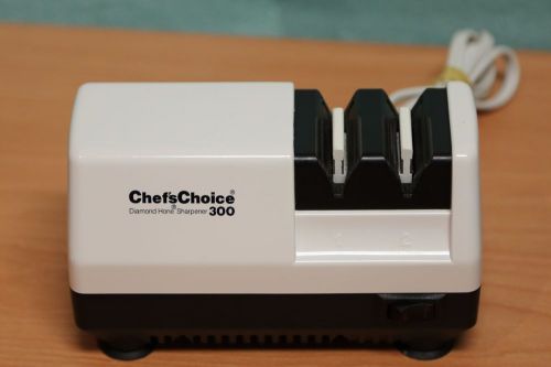 Chefs Choice Electrical Diamond Hone Knife Sharpener Model 300 Made in USA