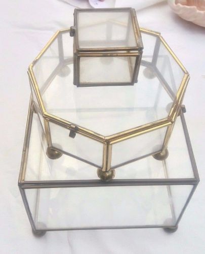 3 VINTAGE GLASS DISPLAY CASES.