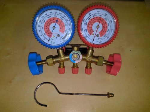 R410A Manifold Gauge With Site Glass And Vibration Cushion