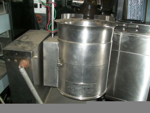 STEAM JACKETED KETTLE, 10 QT. TILTABLE,220 VOLTS, ONE PHASE, FREE SHIPPING USA