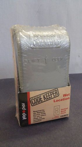 New! Red Dot Code Keeper Metal CKSDV Duplex Receptacle Weatherproof Cover