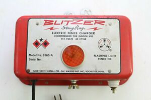 Vintage Blitzer Sting Ray Electric Fence Charger Model 8565-A Made in USA