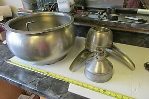 OLD INTERNATIONAL HARVESTER  S MOD  FARM  CREAM SEPARTOR  STAINLESS BOWL &amp; PARTS