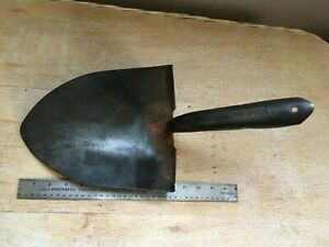 Forest service fire fighting shovel head