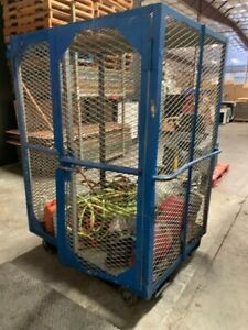 Lockable rolling security cage