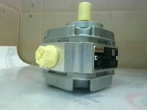 Rexroth PGF1-21/2.8RA01VP1 Hydraulic Vane Pump R900932134 - New No Box