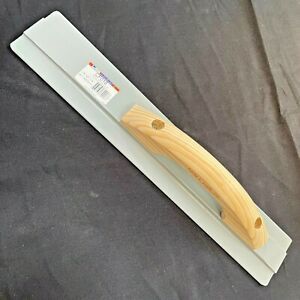 Kraft CF018 18&#034;x3-1/4&#034; Square Magnesium Hand Float w/Wood Handle Cement Tool
