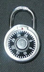 Unknown Brand Standard 1-1/2&#034; Dial Combination Padlock, Excellent Condition
