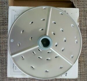 Robot Coupe 27577 Medium Grating Disc for R-Series - 2 mm (5/64&#034;)
