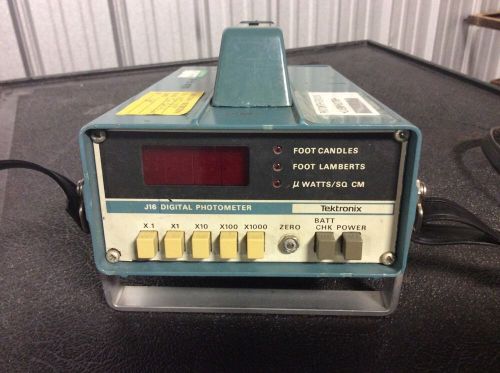 Tektronix j16 with j6503 probe Digital Photometer