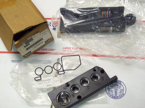 Parker ps3520roop sub-d end plate kit r.h. fe  schrader bellows for sale
