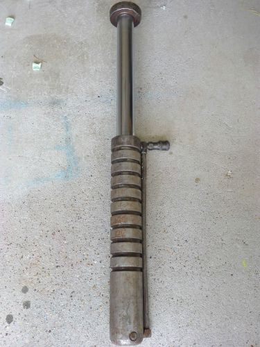 Hydraulic cylinder ram 30 - 50 ton, 24&#034; retracted 4&#034; width 17&#034; stroke long for sale
