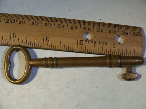 1 OLD  VINTAGE BRASS BIT SKELETON KEY 4 1/8  &#039;&#039;  CUT