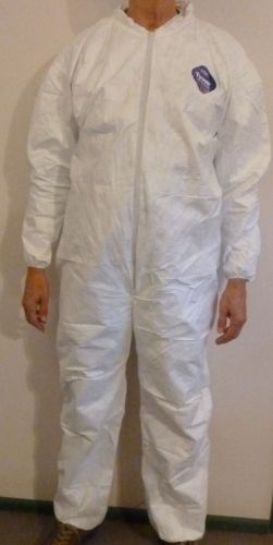 Dupont ty125s 125 4x tyvek coveralls elastic wrist / ankle case of 25  no hood for sale