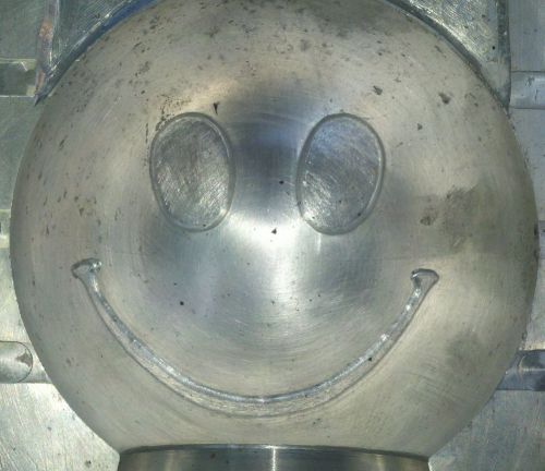 PLASTIC INJECTION BLOW MOLD SMILEY FACE TOY STAND 3.5&#034; X 4&#034;   44