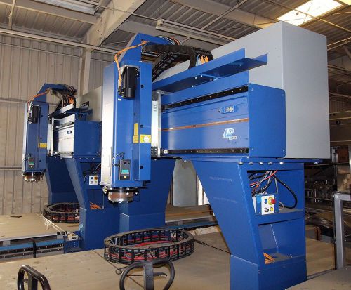 PAR Systems Gantry Laser Robot for large area CNC milling: 6x20&#039;