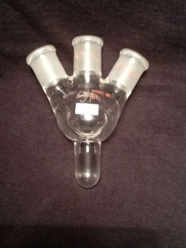 Reliance Glass 25mL 3-Neck Round Bottom Flask w/Bottom Well 14/20
