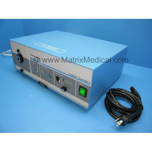 Smith nephew dyonics 3180 autobrite illuminator fiberoptic light source endoscop for sale