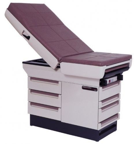 Midmark 404 Full Featured Exam Table  Free shipping to Chicagoland area