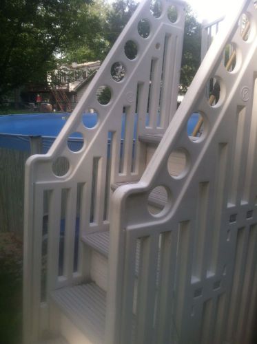 Pool Ladder And Deck GREAT XMAS GIFT
